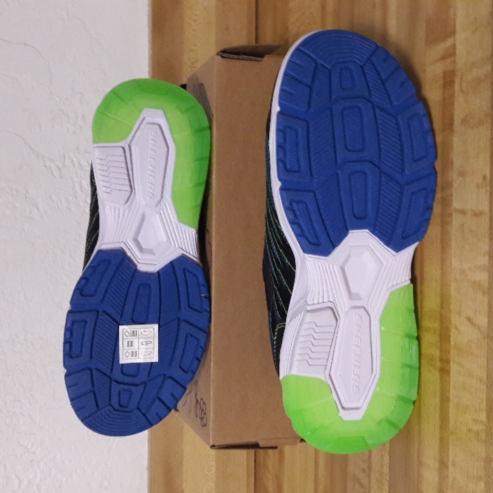 NWT Skechers" Thermoflux 2.0 BRODOX Size 2 Little Boy & 4 Big Boy - Picture 4 of 6